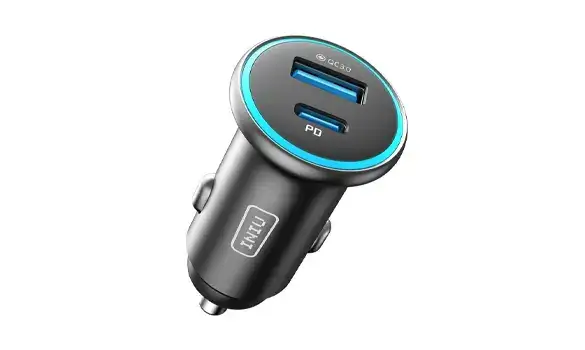 Jusqu'à 34,64% de déduction sur un choix de chargeurs allume-cigare chez Cdiscount