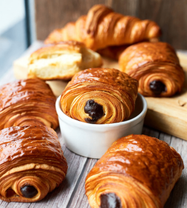 Achetez des viennoiseries à partir de 1,90CHF chez Good Food Delivery 2740